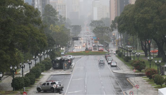  Fraca ou forte? Simepar explica a relação entre o tempo e o volume das chuvas